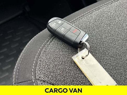Used 2025 RAM ProMaster 2500 w/ U-Haul Equipment Group FWD image 19