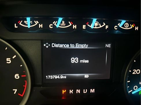 Used 2019 Ford F150 XLT w/ Equipment Group 302A Luxury AWD/4WD image 11