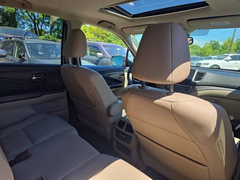 Used 2016 Honda Pilot EX-L image 25