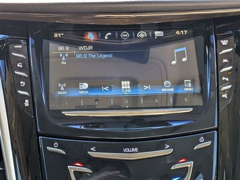 Used 2020 Cadillac Escalade Luxury AWD/4WD image 13