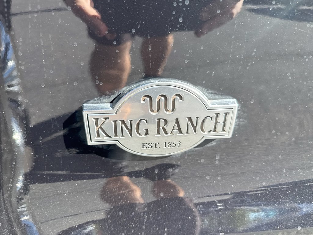 Used 2021 Ford Explorer King Ranch w/ Premium Technology Package AWD/4WD image 28