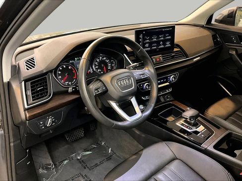 Used 2023 Audi Q5 2.0T Premium w/ Convenience Package AWD/4WD image 18