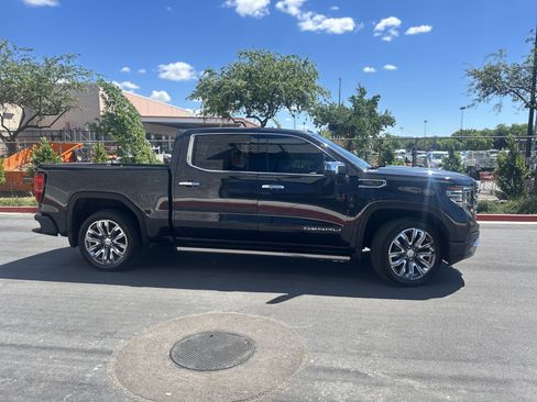 Used 2023 GMC Sierra 1500 Denali AWD/4WD image 5