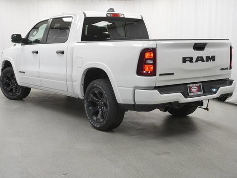 New 2026 RAM 1500 4x4 Crew Cab image 13