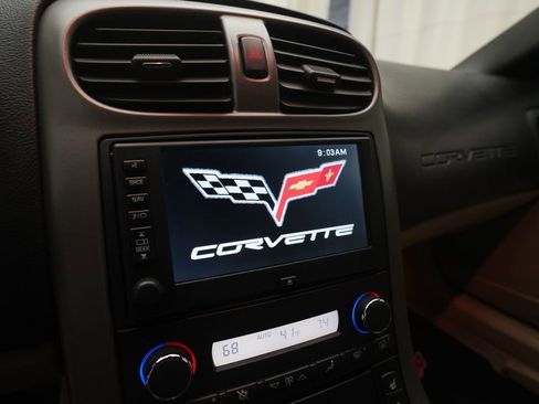 Used 2007 Chevrolet Corvette Coupe w/ Preferred Equipment Group RWD image 6