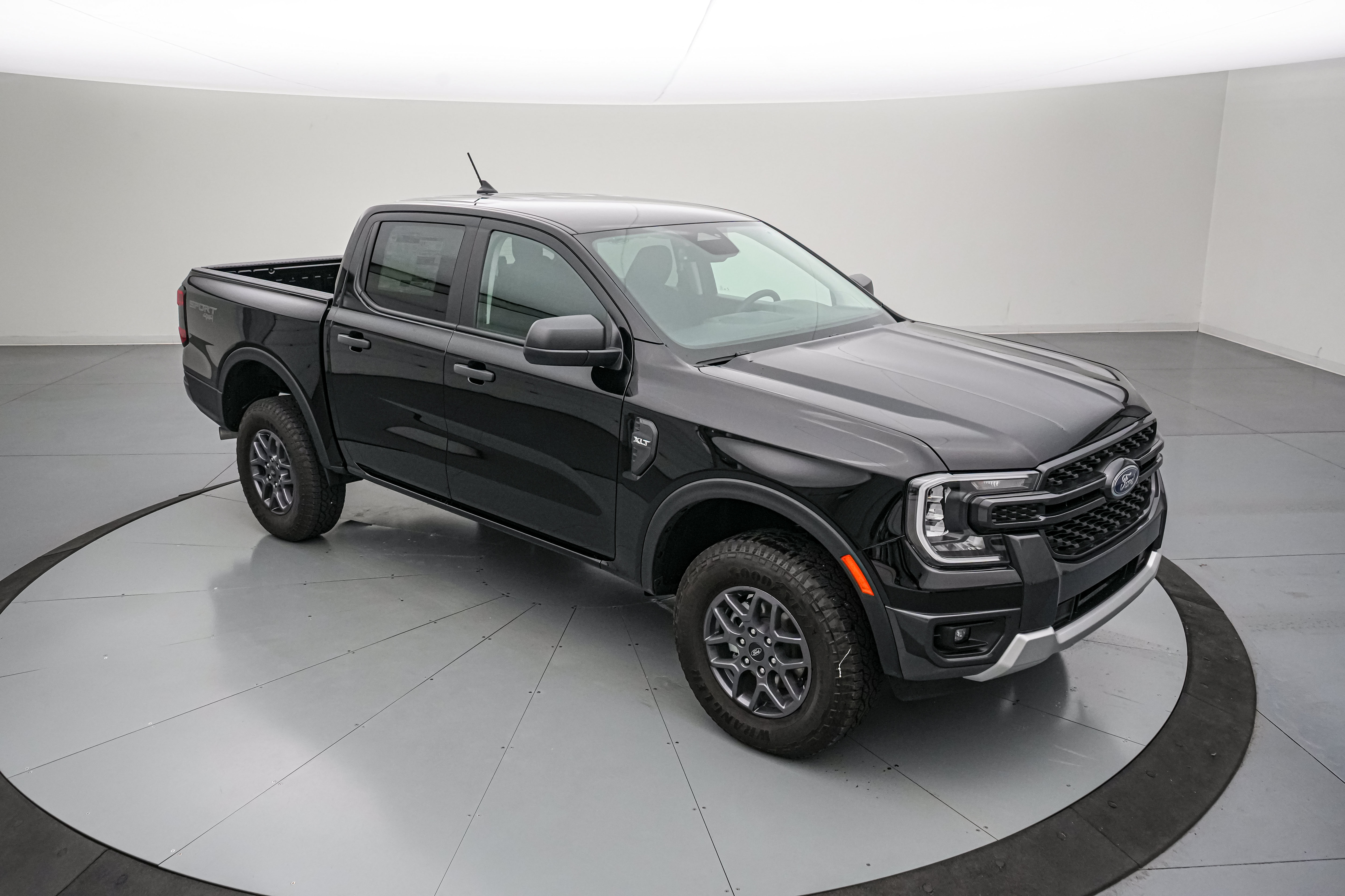 New 2026 Ford Ranger XLT AWD/4WD image 2
