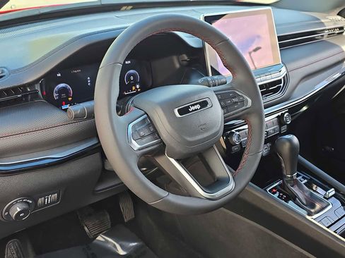 Used 2023 Jeep Compass Trailhawk w/ Trailhawk Elite Group image 2