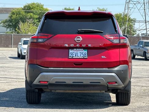Used 2023 Nissan Rogue SL w/ SL Premium Package FWD image 4