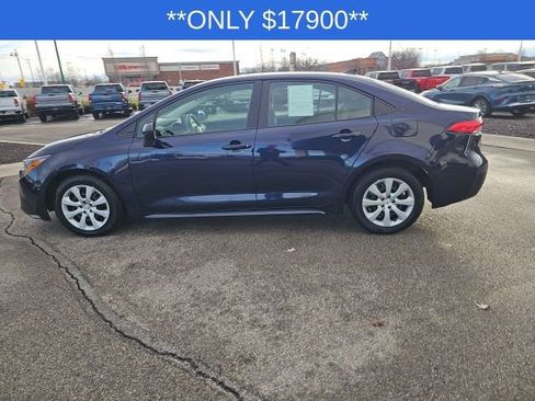 Used 2024 Toyota Corolla LE image 11