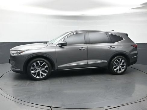 Used 2024 Acura MDX SH-AWD w/ Technology Package image 2