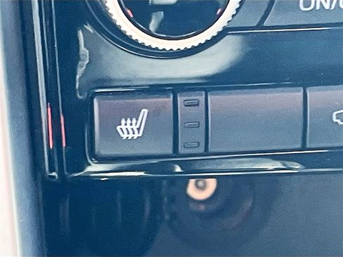 Used 2020 Subaru Ascent Premium w/ Convenience Package image 20