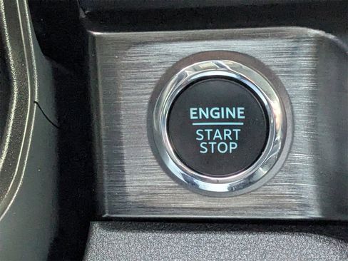 Used 2023 Ford F250 Lariat w/ Lariat Ultimate Package image 35