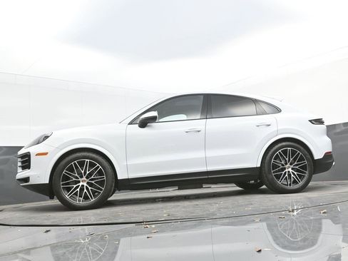 New 2026 Porsche Cayenne Coupe image 31