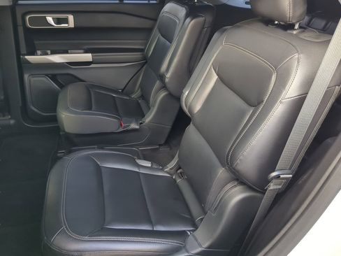 Certified 2020 Ford Explorer XLT w/ Equipment Group 202A image 46