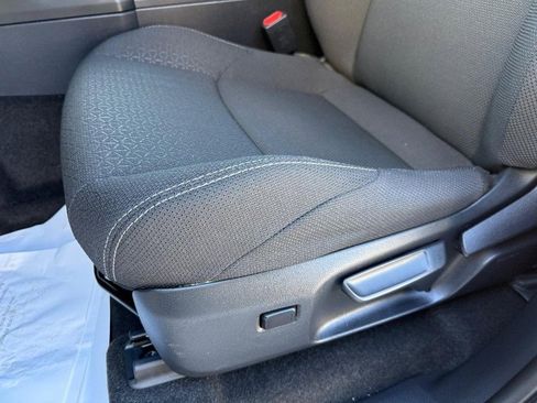 Used 2025 Toyota 4Runner SR5 image 17