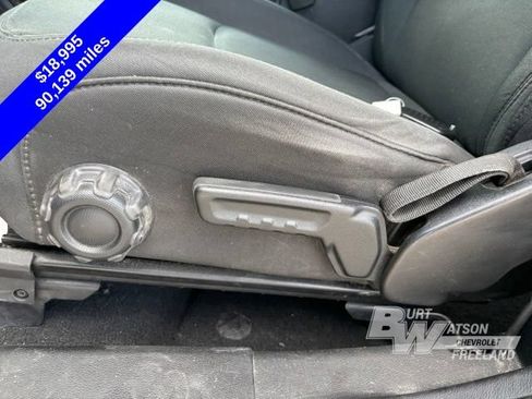 Used 2018 Jeep Wrangler Sport AWD/4WD image 14