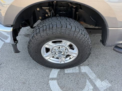 Used 2022 Ford F250 XL w/ Power Equipment Group image 6