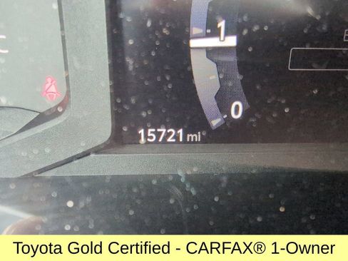 Certified 2024 Toyota Tacoma SR5 AWD/4WD image 19