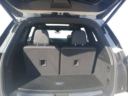 Used 2024 Cadillac XT6 Sport w/ LPO, Onyx Lite Package image 19