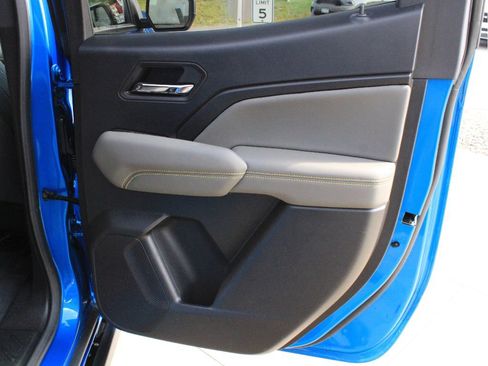 Used 2024 Chevrolet Colorado ZR2 w/ Safety Package AWD/4WD image 28