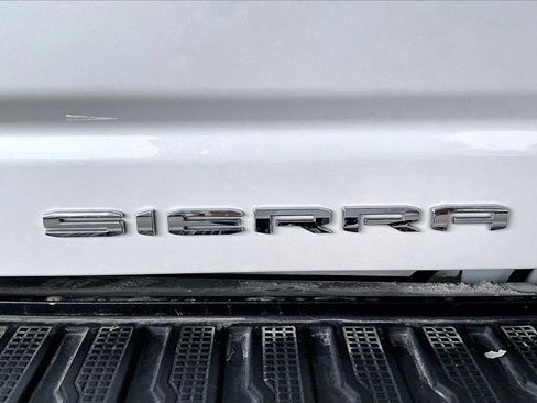 Used 2025 GMC Sierra 2500 Denali w/ Denali Reserve Package image 6