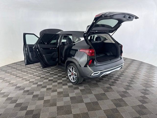 Certified 2021 Kia Seltos S AWD/4WD image 18