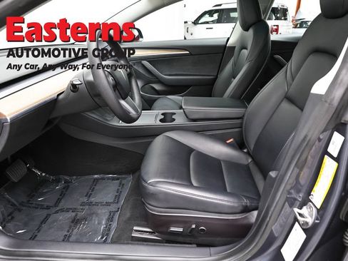 Used 2022 Tesla Model 3 image 14