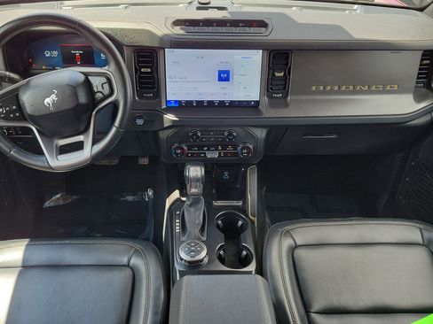 Certified 2025 Ford Bronco Badlands AWD/4WD image 15