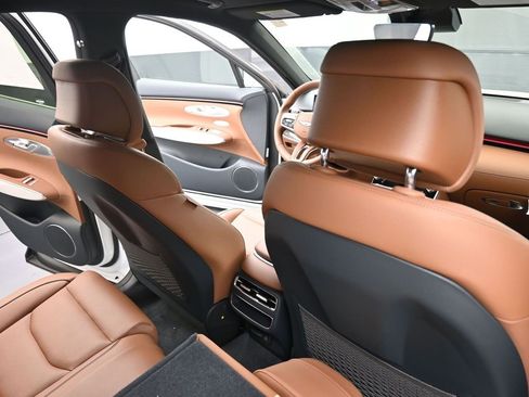 New 2026 Genesis GV70 2.5T Advanced image 15