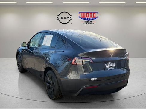 Used 2025 Tesla Model Y Long Range image 5