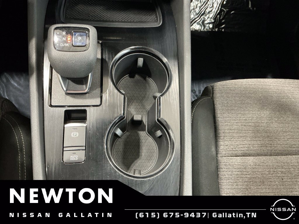 Used 2022 Nissan Rogue SV FWD image 9