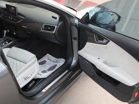 Used 2017 Audi S7 Premium Plus w/ S7 Sport Package image 11