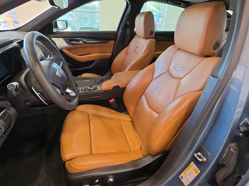 Used 2023 Cadillac CT5 V w/ Platinum Package AWD/4WD image 15