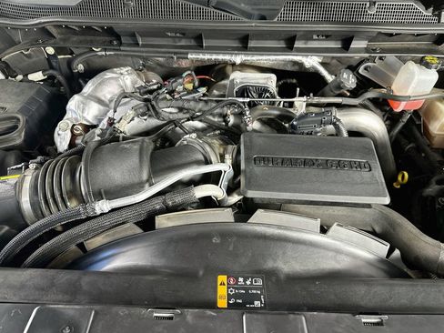 Used 2024 Chevrolet Silverado 2500 High Country w/ High Country Premium Package AWD/4WD image 33