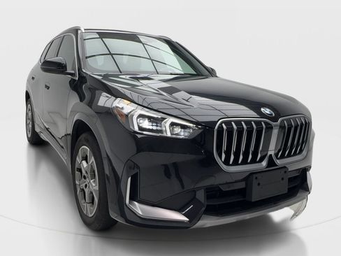 Used 2025 BMW X1 xDrive28i AWD/4WD image 2