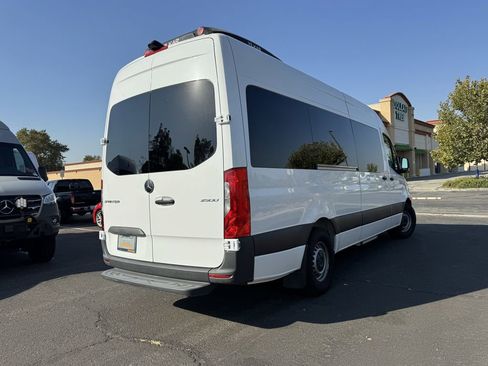 Used 2024 Mercedes-Benz Sprinter 2500 image 6