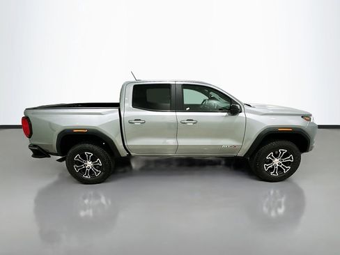 Used 2024 GMC Canyon AT4 w/ Technology Package AWD/4WD image 8