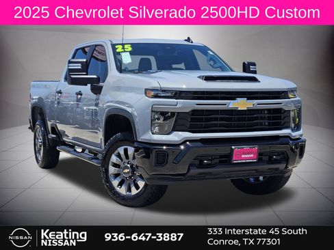 Used 2025 Chevrolet Silverado 2500 Custom w/ Custom Value Package AWD/4WD image 1
