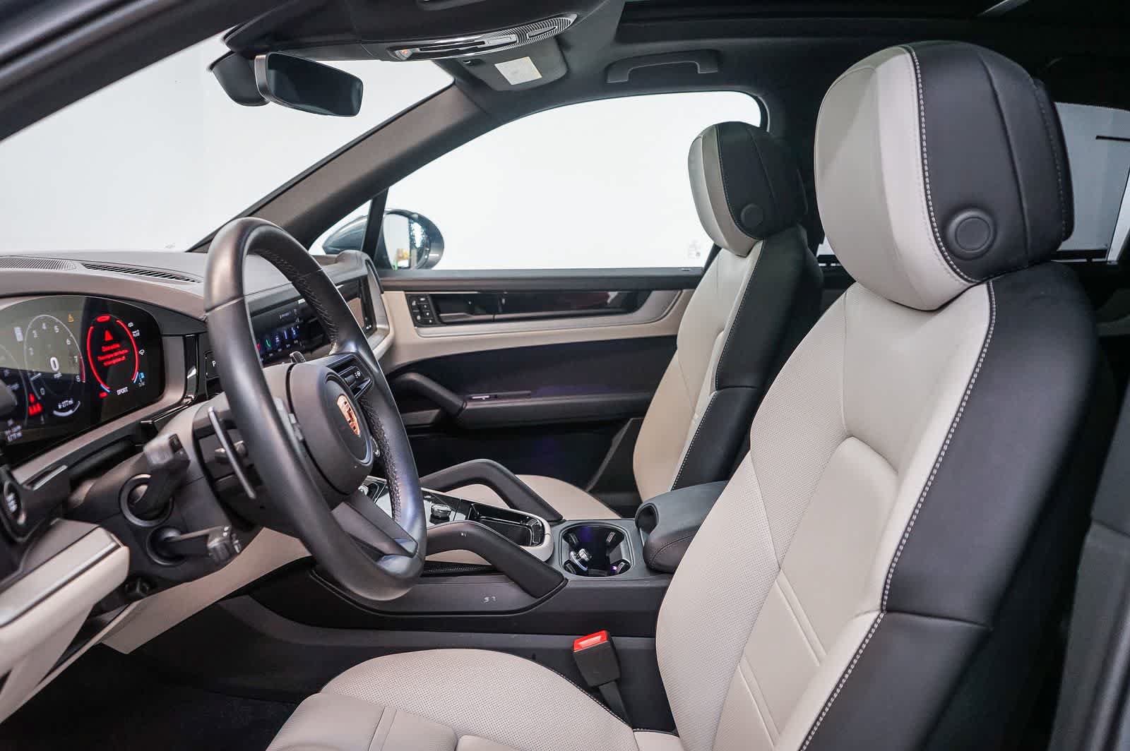 Certified 2026 Porsche Cayenne S AWD/4WD image 23