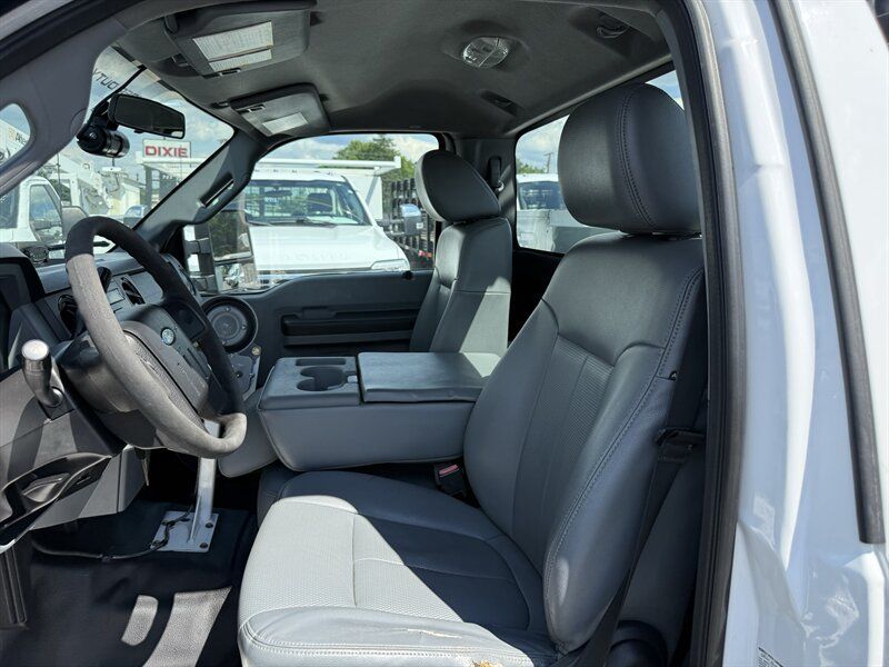 Used 2016 Ford F550 2WD Regular Cab Super Duty image 35