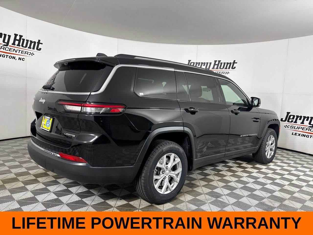 Used 2023 Jeep Grand Cherokee L Limited w/ Luxury Tech Group II AWD/4WD image 6