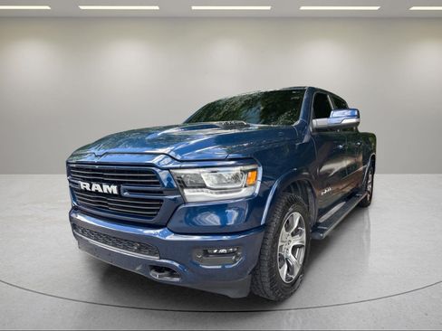 Used 2022 RAM 1500 Laramie w/ Sport Appearance Package AWD/4WD image 4
