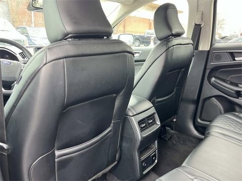 Certified 2024 Ford Edge Titanium image 20