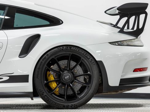 Used 2016 Porsche 911 GT3 RS RWD image 13