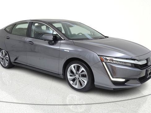 Used 2018 Honda Clarity Plug-In Hybrid image 1