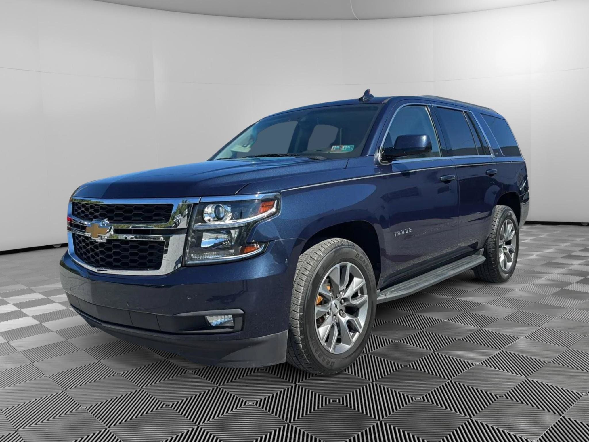 Used 2017 Chevrolet Tahoe LT AWD/4WD image 1