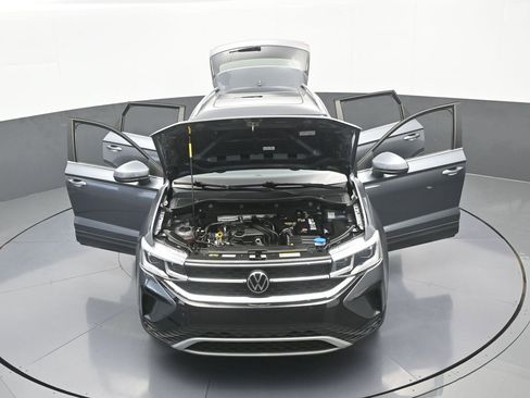 Used 2022 Volkswagen Taos SEL w/ Panoramic Sunroof Package image 72