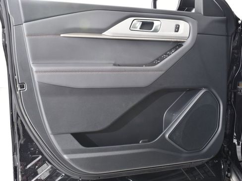 New 2026 Ford Explorer Active w/ Active Comfort Package AWD/4WD image 26