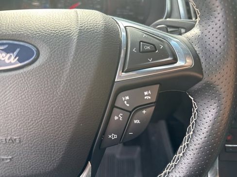 Used 2020 Ford Edge ST image 16