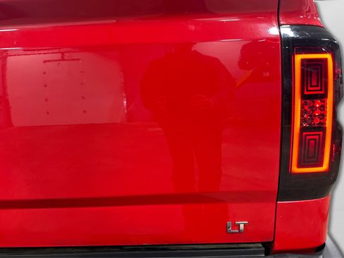 Used 2017 Chevrolet Silverado 1500 LT w/ All Star Edition image 43